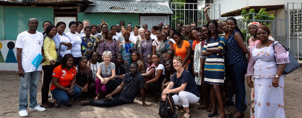 vignette Brazza Ensemble des delegations